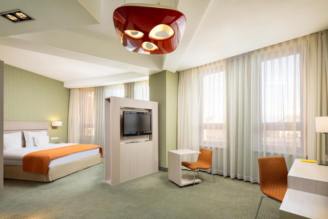 Hotel Golden Tulip Ana Tower Sibiu Exterior photo