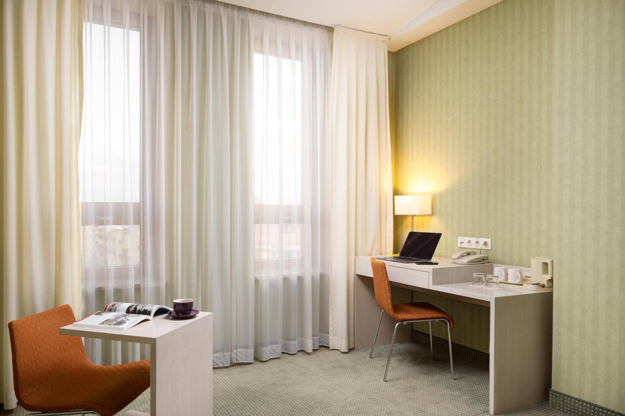 Hotel Golden Tulip Ana Tower Sibiu Exterior photo
